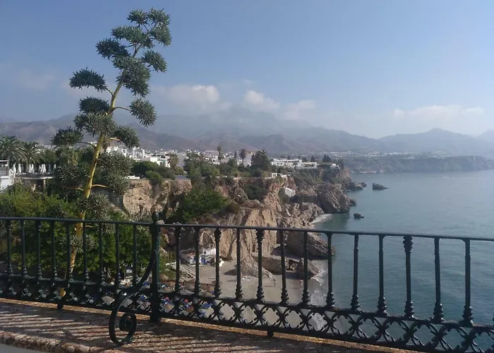 Apartamento Cala De Nerja-Lovely